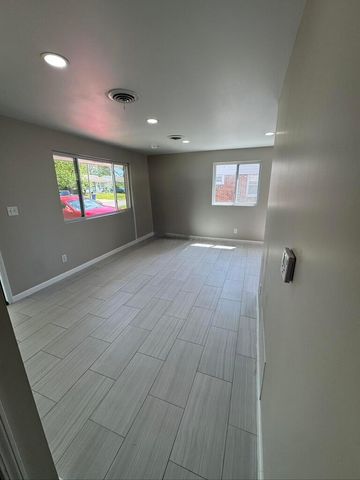 1283 Dellwood Avenue, Columbus, OH 43227