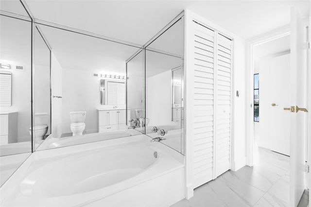 800 Parkview Dr 718, Hallandale Beach, FL 33009