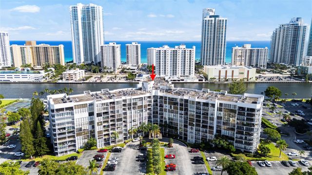 800 Parkview Dr 718, Hallandale Beach, FL 33009