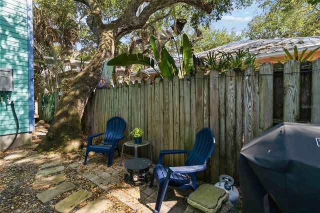 207 ESTHER STREET, New Smyrna Beach, FL 32169