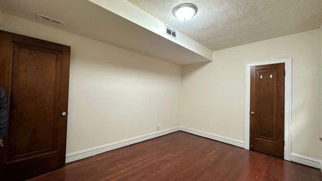 5530 N ARTESIAN Avenue 2, Chicago, IL 60625