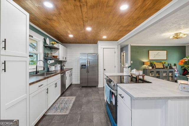 1000 Amber Stapp Studdard Road, Social Circle, GA 30025