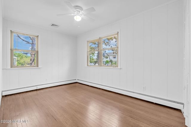 10 Harbour Way, Monmouth Beach, NJ 07750