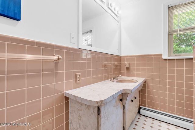 10 Harbour Way, Monmouth Beach, NJ 07750