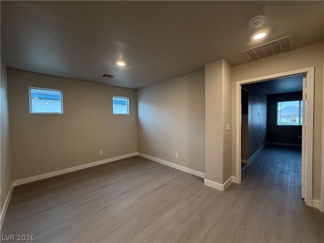 9532 Spyglass Run Avenue, Las Vegas, NV 89178