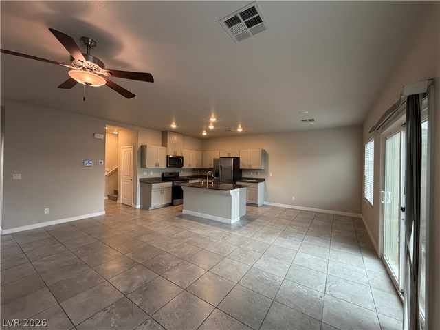9532 Spyglass Run Avenue, Las Vegas, NV 89178