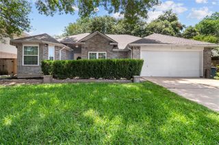 8610 Venture Lane, La Porte, TX 77571