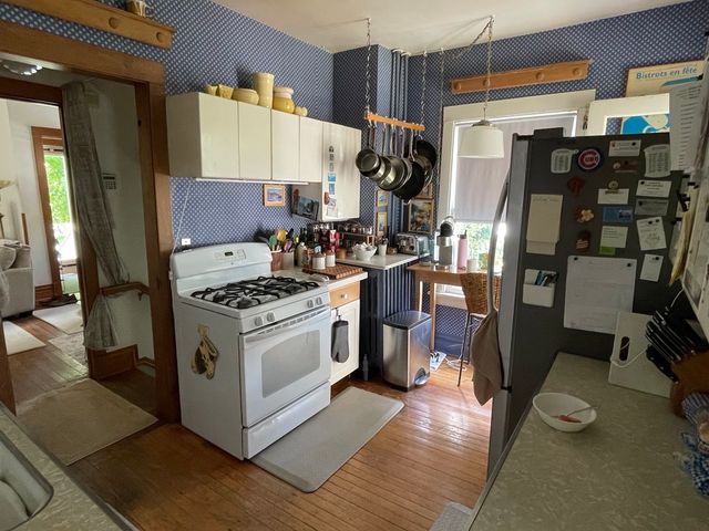 2626 Isabella Street, Evanston, IL 60201