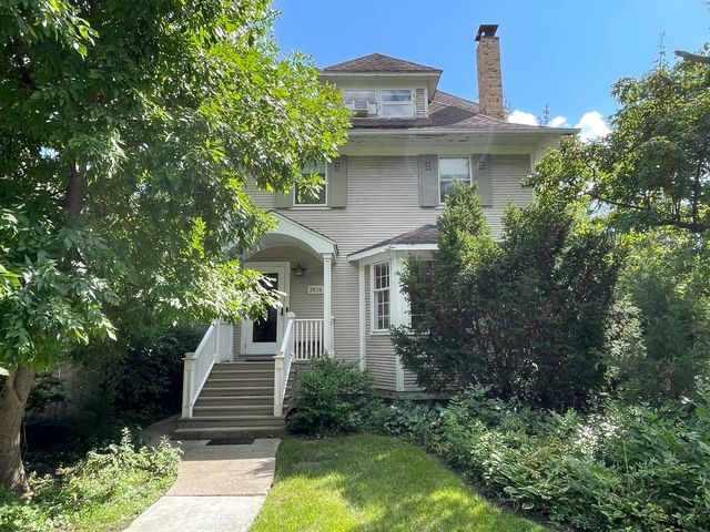 2626 Isabella Street, Evanston, IL 60201