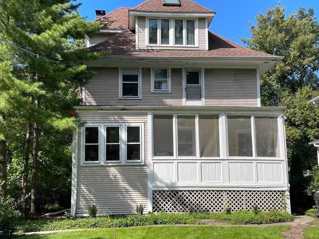2626 Isabella Street, Evanston, IL 60201
