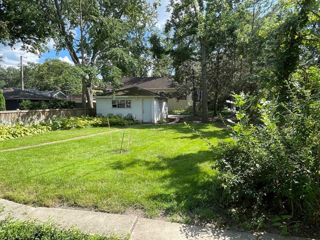 2626 Isabella Street, Evanston, IL 60201