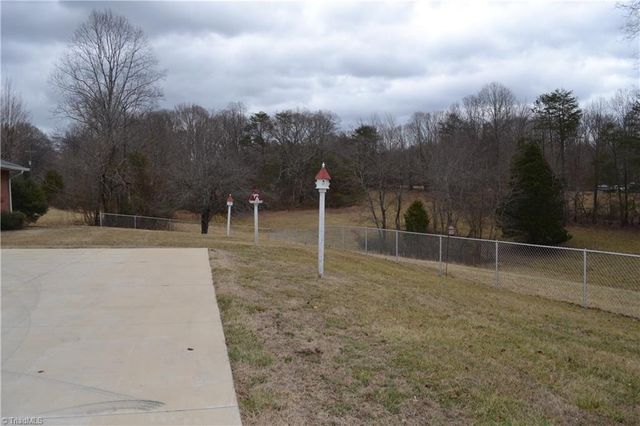 674 Priddy Loop, Stoneville, NC 27048