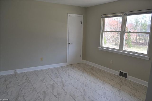 674 Priddy Loop, Stoneville, NC 27048