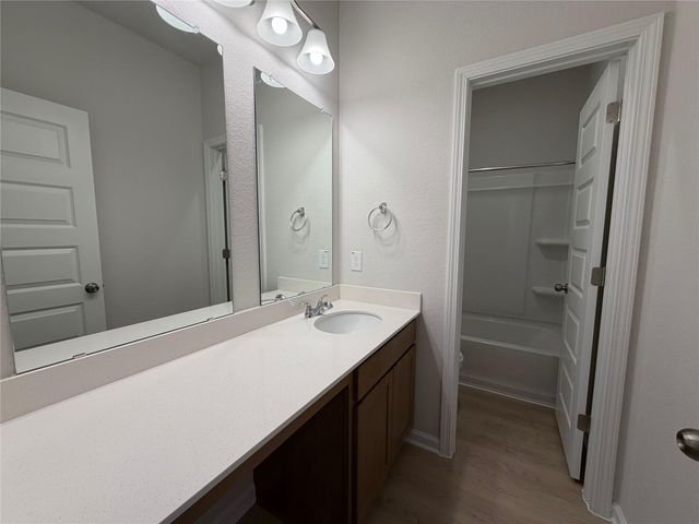 417 Stone Placa Trail, Brookshire, TX 77423
