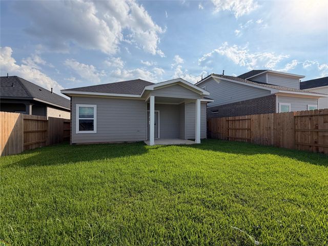 417 Stone Placa Trail, Brookshire, TX 77423
