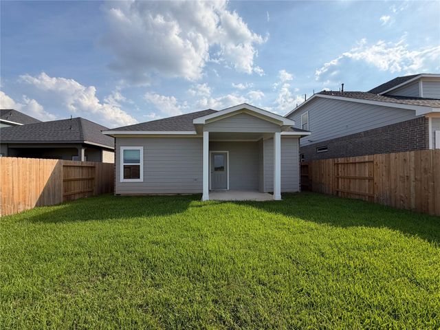 417 Stone Placa Trail, Brookshire, TX 77423