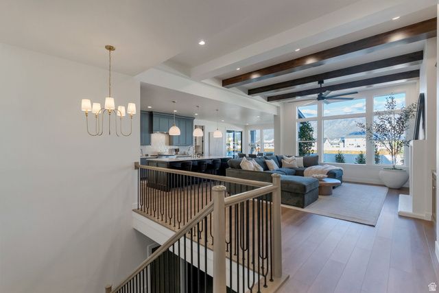 266 N AMBER LN, Layton, UT 84041