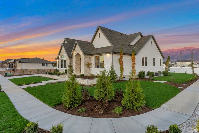 266 N AMBER LN, Layton, UT 84041