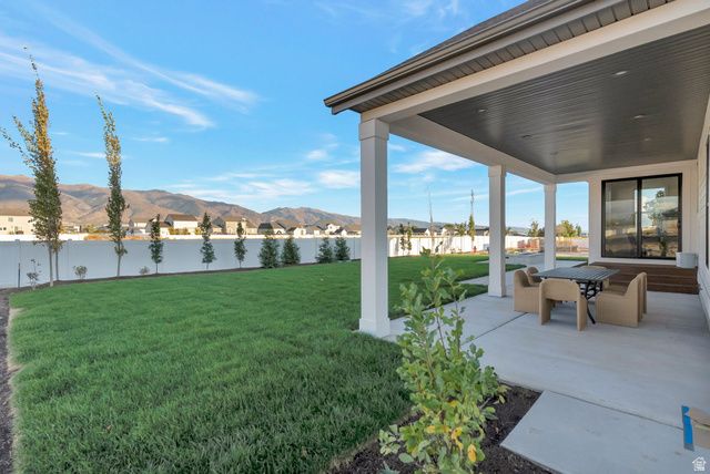 266 N AMBER LN, Layton, UT 84041
