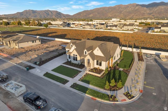 266 N AMBER LN, Layton, UT 84041