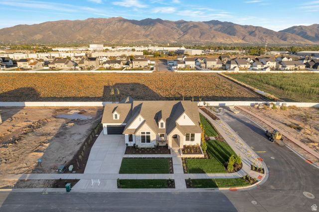 266 N AMBER LN, Layton, UT 84041