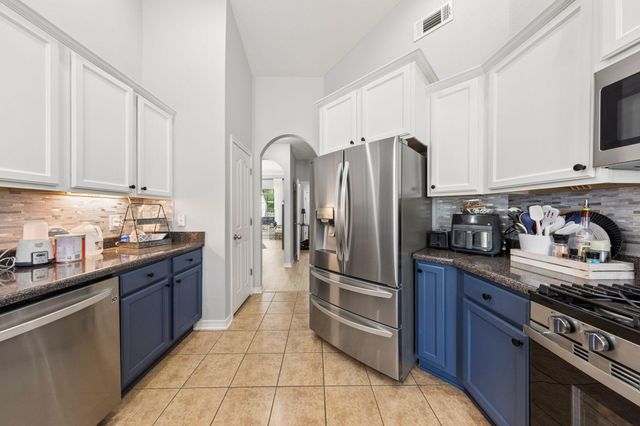 471 Symphony Way, Freeport, FL 32439