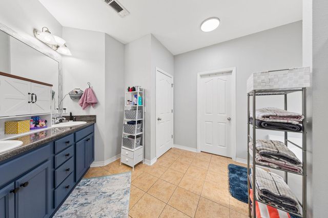 471 Symphony Way, Freeport, FL 32439