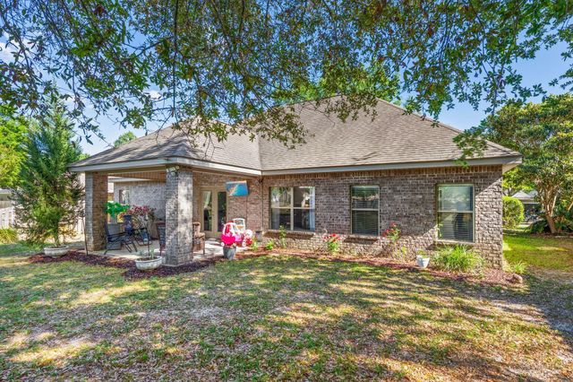 471 Symphony Way, Freeport, FL 32439