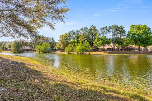 471 Symphony Way, Freeport, FL 32439
