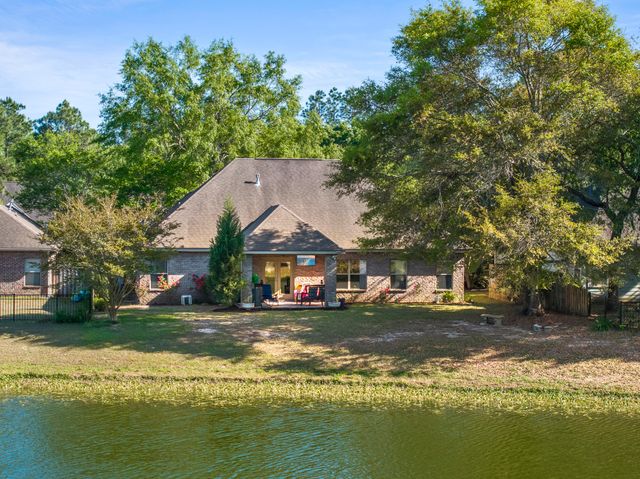 471 Symphony Way, Freeport, FL 32439