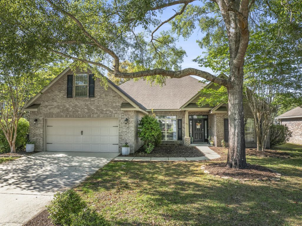 471 Symphony Way, Freeport, FL 32439