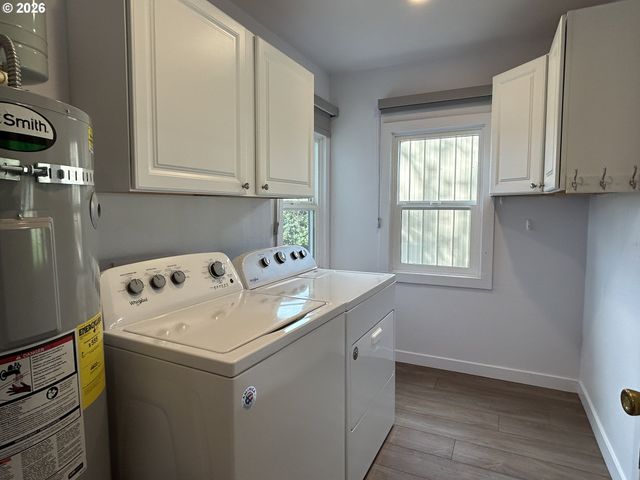 1764 OLD TOWN LOOP Rd, Oakland, OR 97462