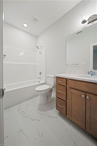 4605 Longleaf PL, Chesapeake, VA 23321