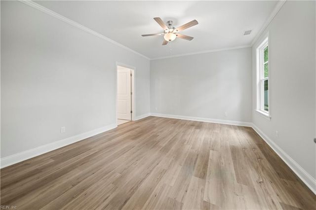4605 Longleaf PL, Chesapeake, VA 23321