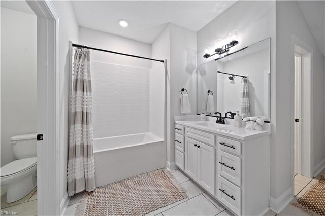 4605 Longleaf PL, Chesapeake, VA 23321