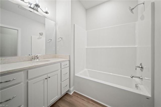 4605 Longleaf PL, Chesapeake, VA 23321
