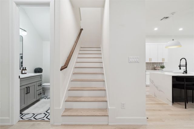 3735 Lydia Street, Houston, TX 77021