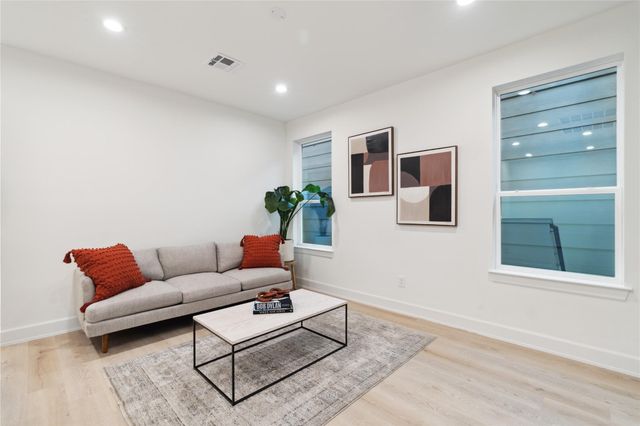 3735 Lydia Street, Houston, TX 77021