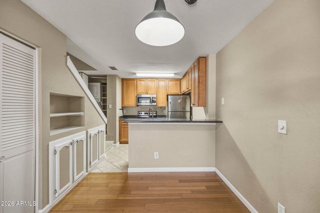 625 S WESTWOOD Street 103, Mesa, AZ 85210