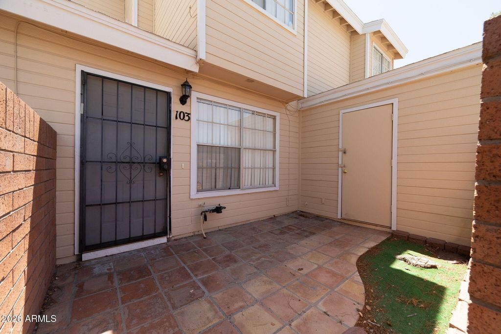 625 S WESTWOOD Street 103, Mesa, AZ 85210 — photo 2