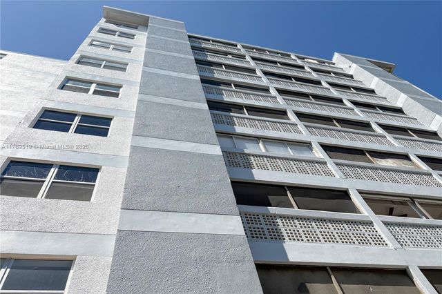 3301 Spanish Moss Ter 802, Lauderhill, FL 33319