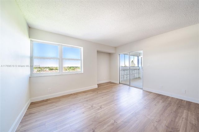 3301 Spanish Moss Ter 802, Lauderhill, FL 33319