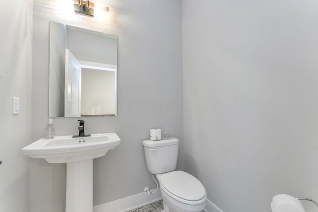 106 Arezzo Court, Delaware, OH 43015