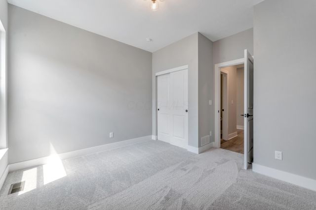 106 Arezzo Court, Delaware, OH 43015