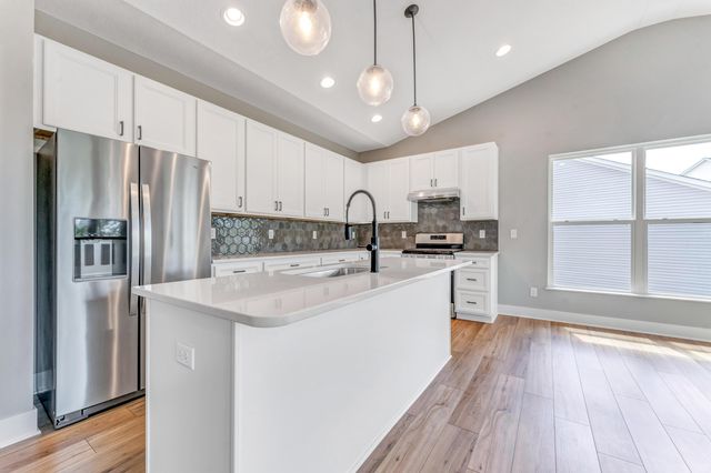 106 Arezzo Court, Delaware, OH 43015