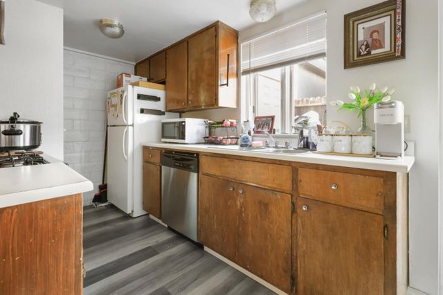 842 Rutledge Dr, Lodi, CA 95242