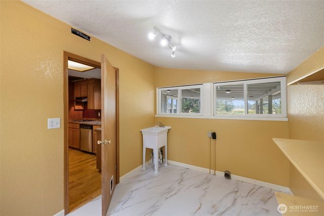 7921 E 139th Court SE, Puyallup, WA 98372