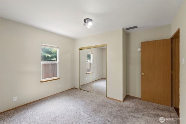 7921 E 139th Court SE, Puyallup, WA 98372