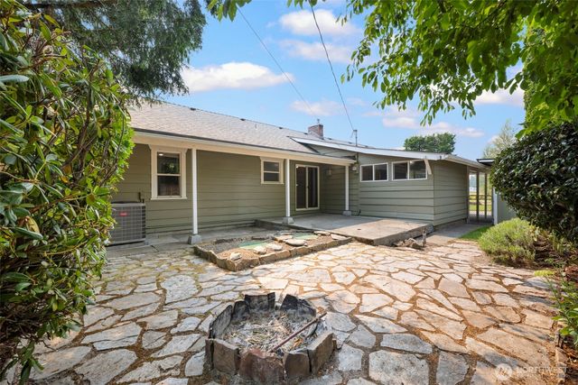7921 E 139th Court SE, Puyallup, WA 98372
