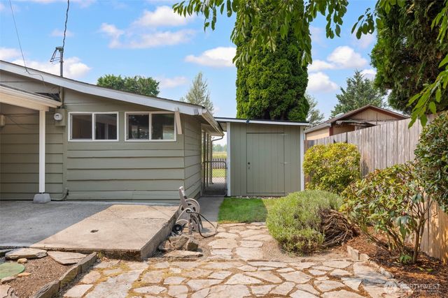 7921 E 139th Court SE, Puyallup, WA 98372